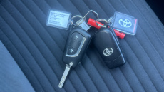 Toyota Yaris 1.5 VVT-i Icon 5dr CVT Petrol Hatchback